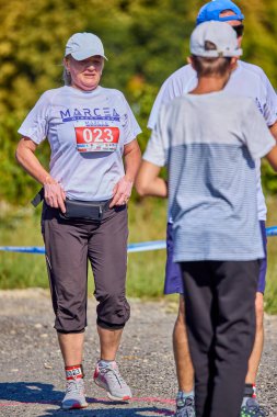 26 Eylül 2021: Romanya, Marcea, yarışma versiyonu no. Bir. Yerel bir spor, 12 km 'lik bir yarış. yarışmadan resimler.