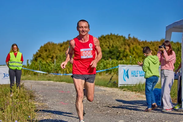 26 Eylül 2021: Romanya, Marcea, yarışma versiyonu no. Bir. Yerel bir spor, 12 km 'lik bir yarış. yarışmadan resimler.
