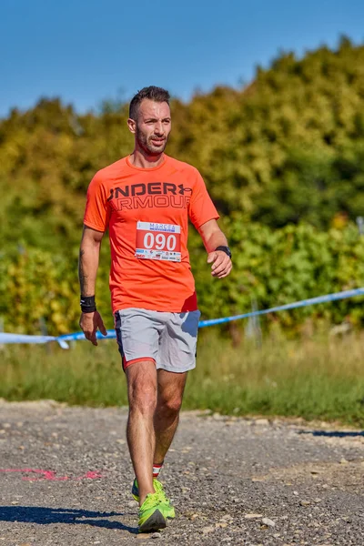 26 Eylül 2021: Romanya, Marcea, yarışma versiyonu no. Bir. Yerel bir spor, 12 km 'lik bir yarış. yarışmadan resimler.