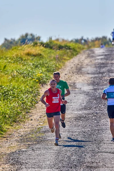 26 Eylül 2021: Romanya, Marcea, yarışma versiyonu no. Bir. Yerel bir spor, 12 km 'lik bir yarış. yarışmadan resimler.