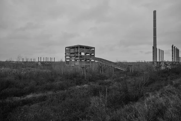 Paisagem Industrial Com Uma Refinaria Indústria Poluente Ruínas Industriais — Fotografia de Stock