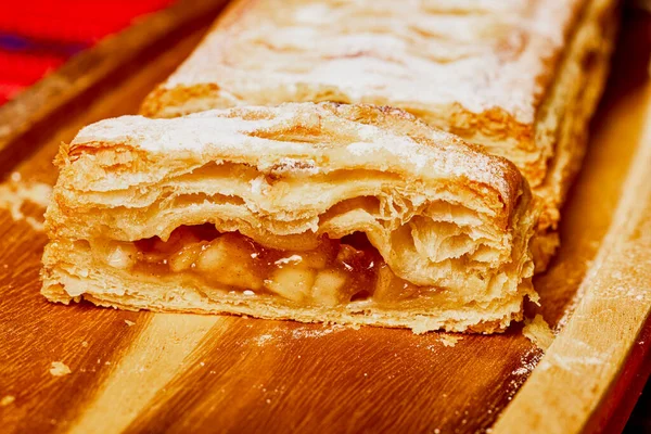 Torta Maçã Prato Madeira Pronto Para Ser Comido — Fotografia de Stock