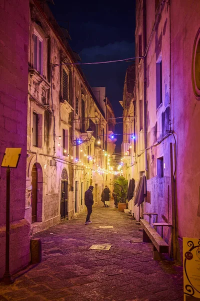 Siracusa, Ortigia-İtalya Mart-21-2022. Kentin turistik merkezli görüntüleri.