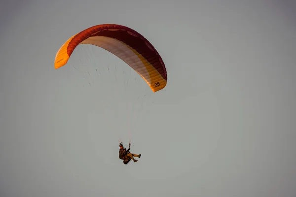 Valeni Arges Romênia Abril 2022 Treinamento Noturno Alguns Entusiastas Paraquedismo — Fotografia de Stock