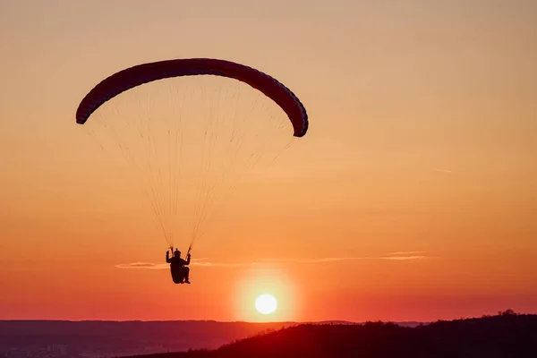 Valeni Arges Roumanie Avril 2022 Entraînement Soirée Certains Amateurs Parachutisme — Photo