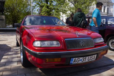 Pitesti, Romanya 1-2022. Eski arabalı sergiden resimler.