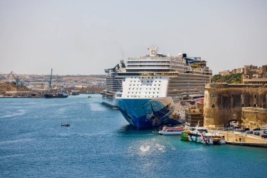 Valletta, Malta 08 Temmuz 2022. Malta 'nın başkenti Valletta' da çeşitli turistik merkezli resimler.