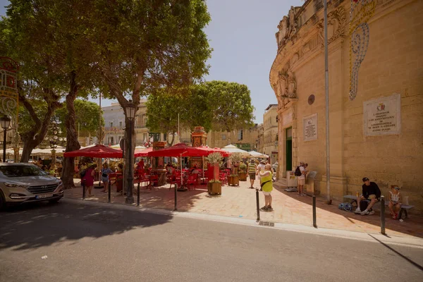 Gozo Adası, Malta 7 Temmuz 2022. Malta 'nın Gozo adasındaki çeşitli turistik yerlerin görüntüleri.