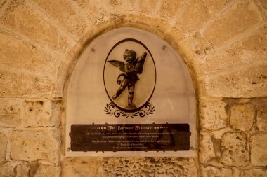 Mdina 09 Temmuz 2022 Malta devletinin eski başkenti Mdina 'dan görüntüler. Mdina ya da Medine 'de ve Malta L-Imdina' da Fenike Melitta 'sında antik bir şehirdir..