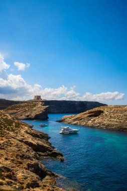 Comino, Malta 11 Temmuz 2022. Ünlü Mavi Göl 'ün görüntüleri. Malta.