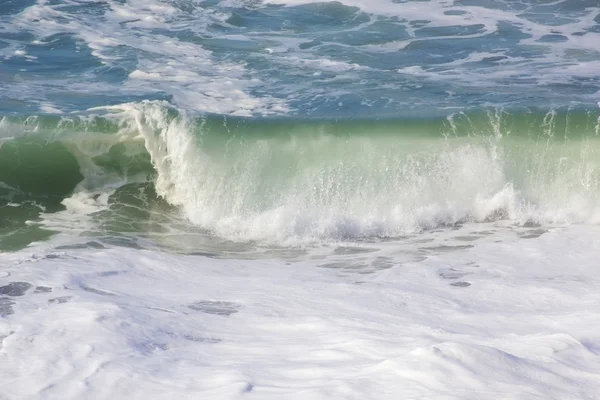 Oceano ondas altas — Fotografia de Stock