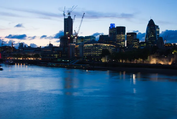 London 2012, Stadt London in der Abenddämmerung — Stockfoto