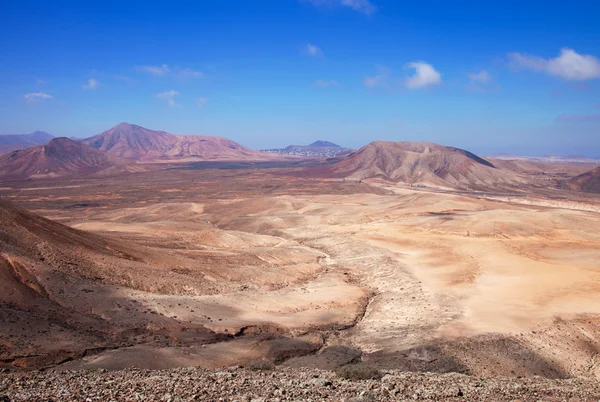 Kuzey fuerteventura, montana roja (kırmızı mountai batıdan görünümü — Stok fotoğraf