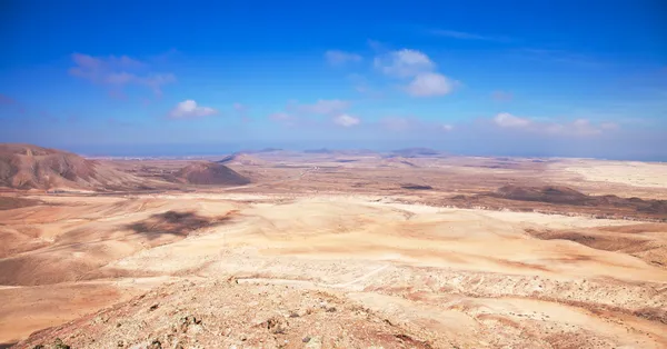 Nordfuerteventura, Blick nach Norden von der montana roja (roter Berg) — Stockfoto