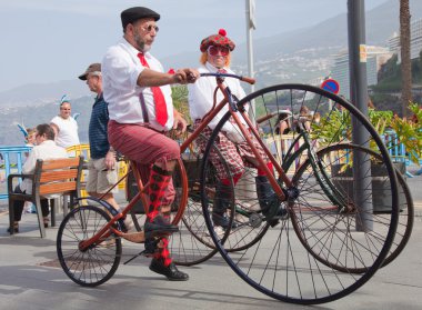 Puerto de la cruz, İspanya - 16 Şubat: Katılımcılar hazırlayın ve