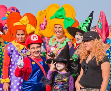 Puerto de la cruz, İspanya - 16 Şubat: Katılımcılar hazırlayın ve