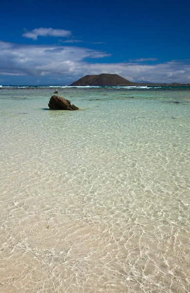 Fuerteventura északi részén fekvő Corraejo zászló — Stock Fotó