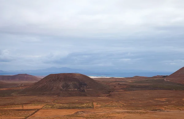 Binnenland noorden fuerteventura, uitzicht vanaf montana de ecanfraga — Stockfoto