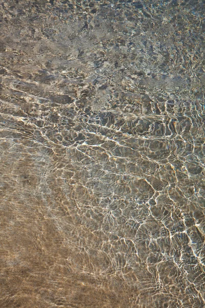 Νερό πάνω από την άμμο — Φωτογραφία Αρχείου