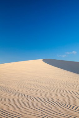 barchan dune
