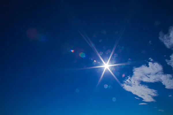 Звездообразное солнце — стоковое фото