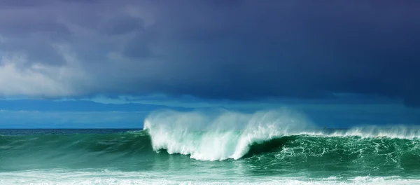 Ondas de ruptura — Fotografia de Stock