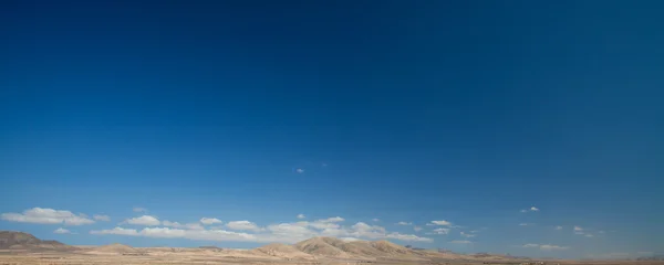 Фуертевентура, блакитне небо — стокове фото