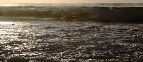 Фуэртевентура Западное Побережье Мощные Океанские Волны Закате Частично Прозрачные — стоковое фото