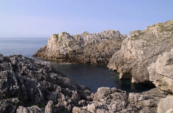 Pobřežní Část Kantábrie Severu Španělska Costa Quebrada Zlomené Pobřeží Kolem — Stock fotografie