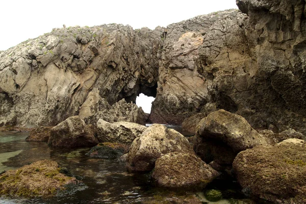 Küstenabschnitt Kantabriens Norden Spaniens Costa Quebrada Die Zerbrochene Küste Rund — Stockfoto