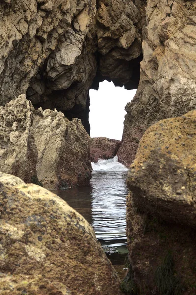 Spanya Nın Kuzeyinde Cantabria Nın Kıyı Kesiminde Costa Quebrada Yani — Stok fotoğraf