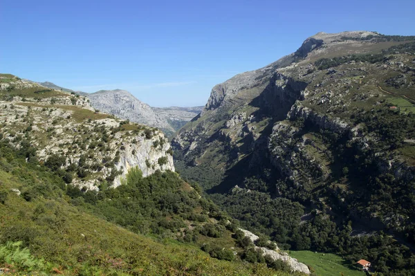 Horská Část Kantábrie Severu Španělska Turistická Trasa Přírodním Parku Collados — Stock fotografie