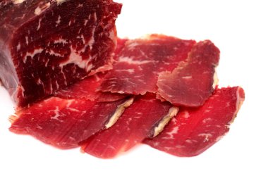 Cecina de Leon, Leon bölgesinden tuzlanmış ve kurutulmuş sığır eti.