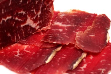 Cecina de Leon, Leon bölgesinden tuzlanmış ve kurutulmuş sığır eti.