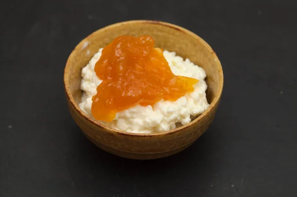 Simple Still Life Cottage Cheese Ceramic Bowl — Stock Photo, Image