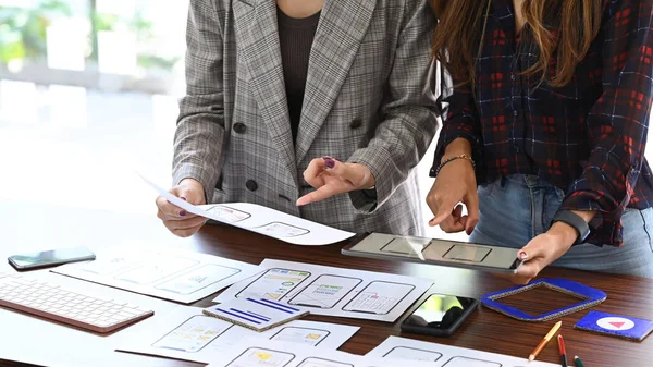 Webbplats Utveckling Team Brainstorming Och Arbeta Tillsammans Mobila Program Design — Stockfoto