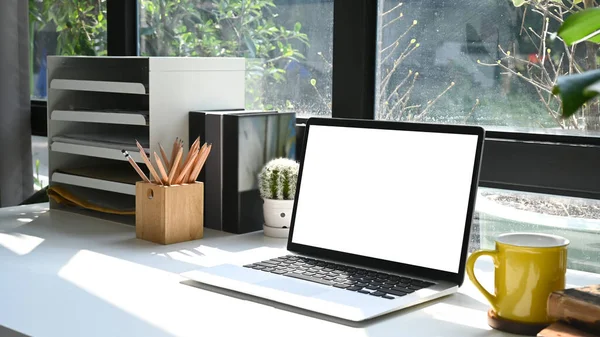 Bureau Domicile Confortable Avec Ordinateur Portable Plante Intérieur Fournitures — Photo