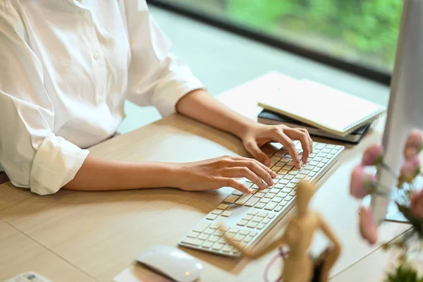 Female Employees Hands Typing Wireless Keyboard Working Bright Modern Office — Stockfoto