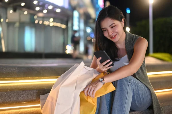 Beautiful Young Woman Sitting Stairs Night City Typing Text Message — Stok fotoğraf