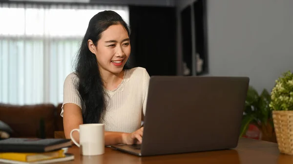 Female Freelancer Checking Email Surfing Internet Laptop Computer Home — Foto Stock