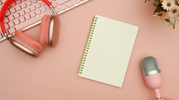 View Wireless Headphone Microphone Podcasts Notepad Pink Background — Photo