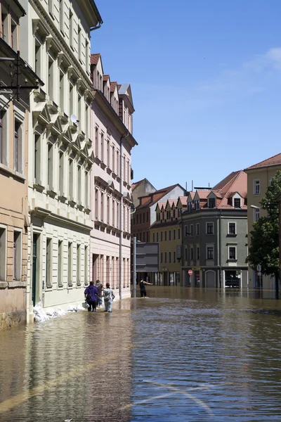 Inundaciones en Meyssen, Alemania, en junio de 2013 — Foto de Stock