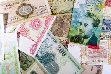 Farklı ülkelerin banknotları