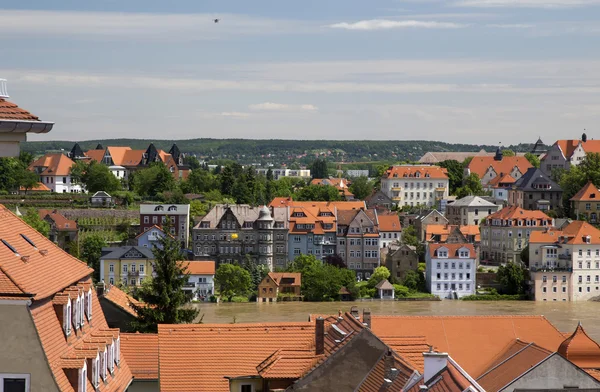 The city of Meissen. View of the Elbe river, flooded during the floods in June 2013 — Stock Photo, Image