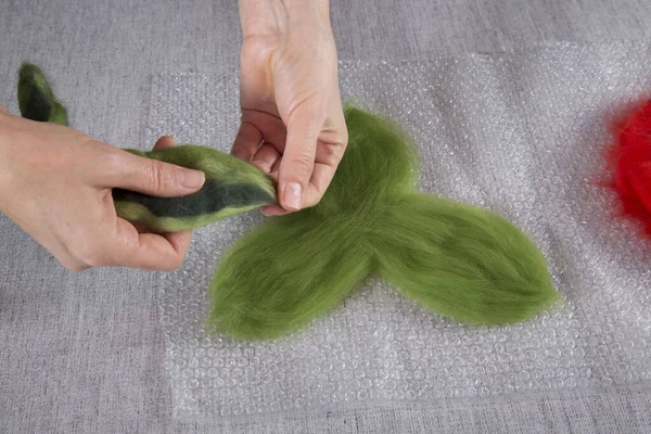 Vrouwen Handen Leggen Wol Het Proces Van Het Creëren Van — Stockfoto