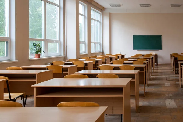 Détail Salle Classe Intérieure Avec Tableau Noir Sur Mur — Photo