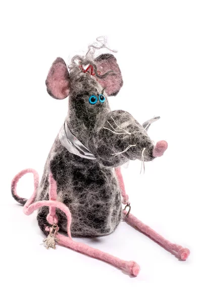 Rat Peluche Laine Feutrée Sur Fond Blanc — Photo