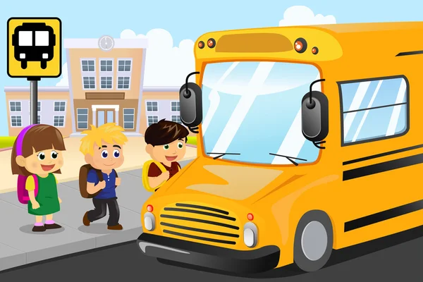 Niños esperando subir a un autobús escolar — Vector de stock