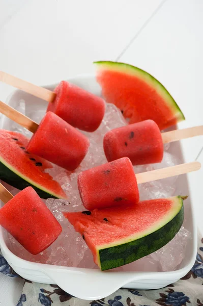 Wassermelone am Stiel — Stockfoto