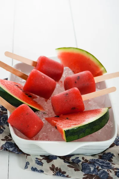 Wassermelone am Stiel — Stockfoto